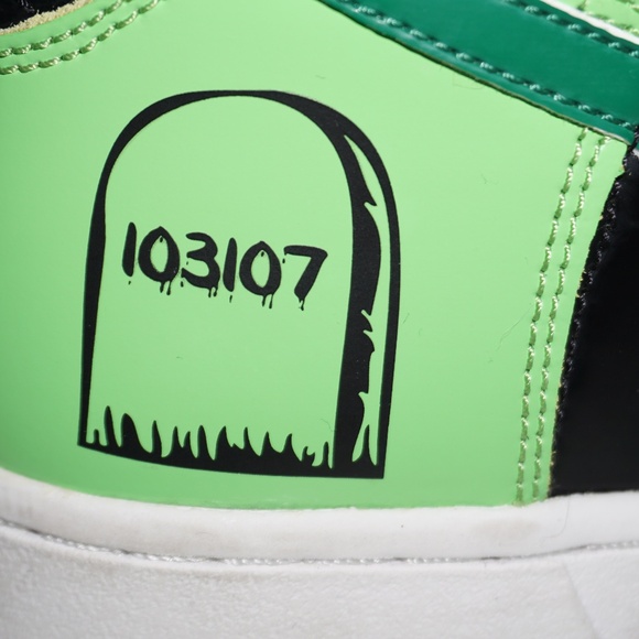 NIKE | NIKE DUNK HIGH GS 'HALLOWEEN' 2007 - Picture 9 of 16